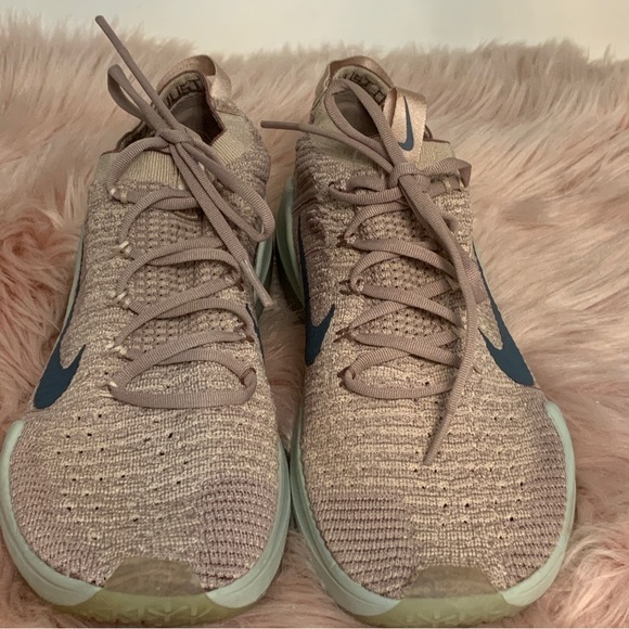 Nike Air Zoom Shoes Women's - Picture 2 of 10